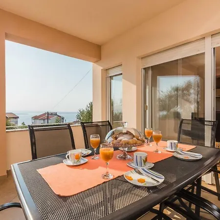 Klara Apartman Crikvenica