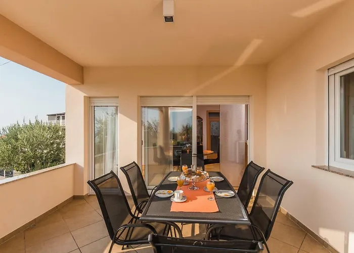 Klara Διαμέρισμα Crikvenica